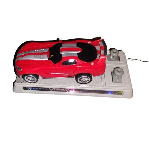 Dodge Viper GTS Tyco Remote Control Car "02 RED RARE DISPLAY RUNS & FUN 1/25 B1 - Picture 3 of 3